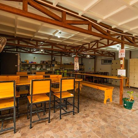 La Fortuna Arenal Sloth Hostel מראה חיצוני תמונה