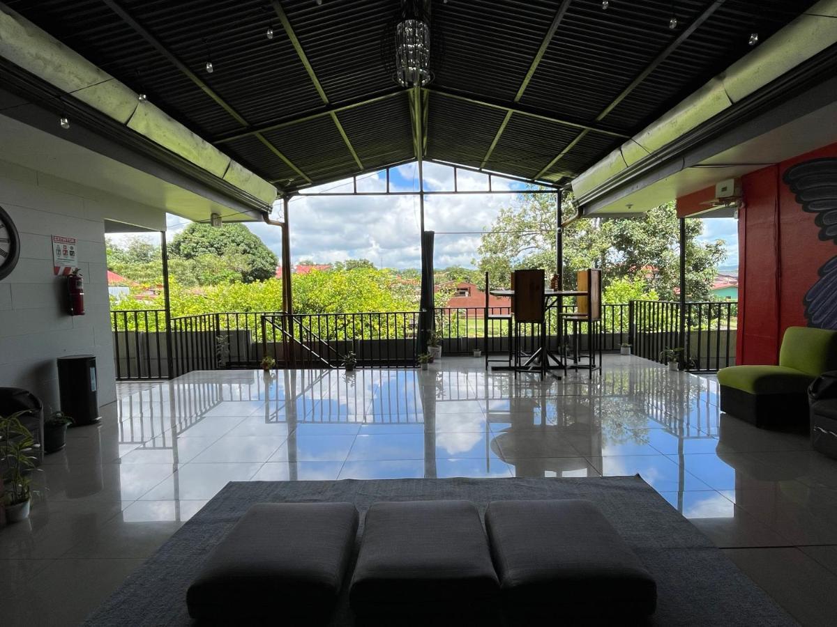 La Fortuna Arenal Sloth Hostel מראה חיצוני תמונה