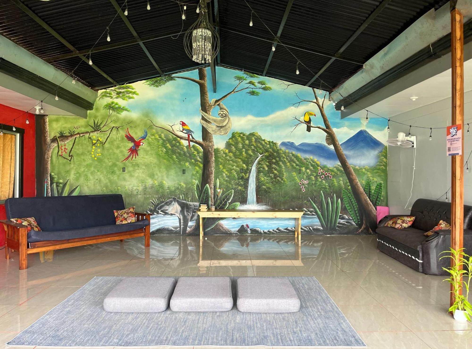 La Fortuna Arenal Sloth Hostel מראה חיצוני תמונה