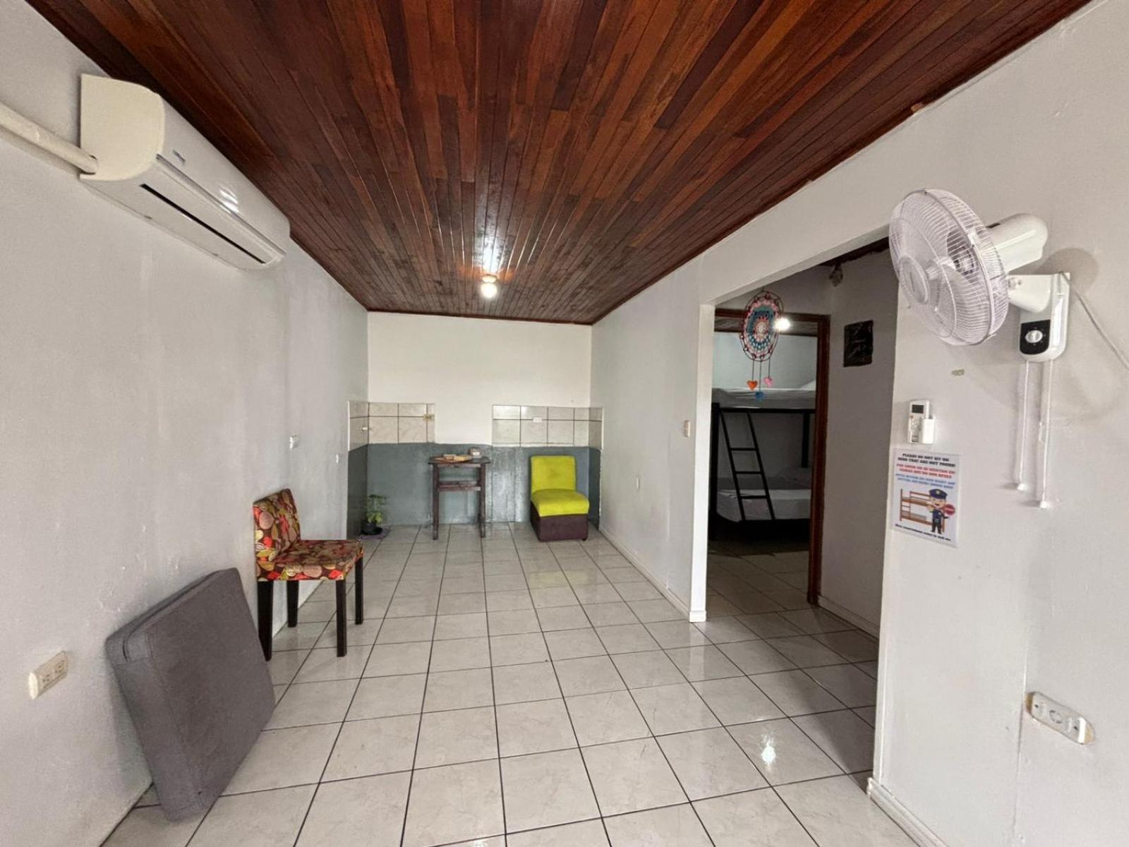 La Fortuna Arenal Sloth Hostel מראה חיצוני תמונה